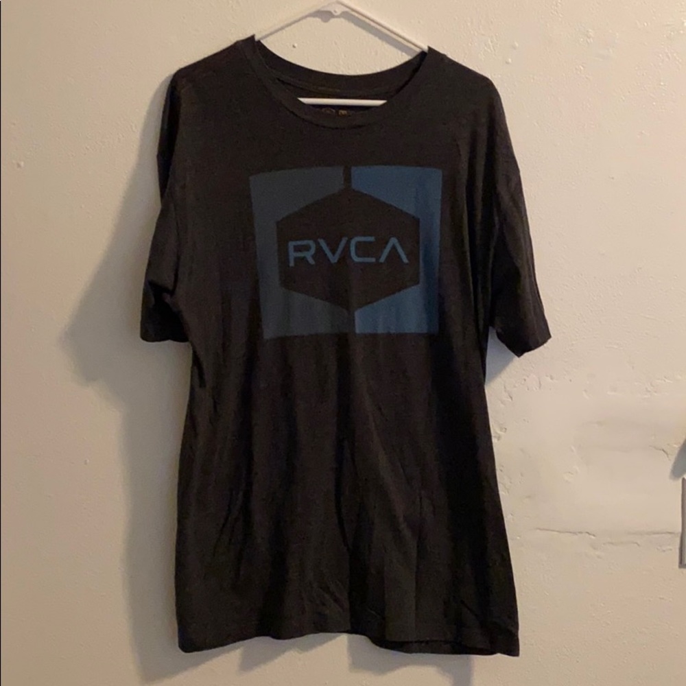 RVCA logo tee